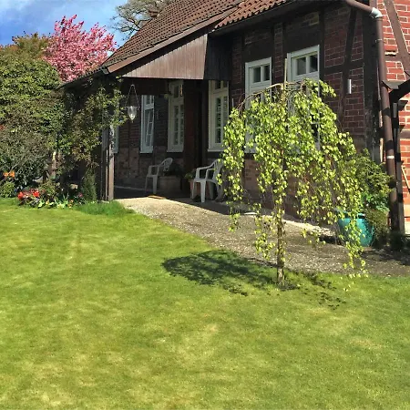 Quaint In Altenhagen Near The Forest דירה